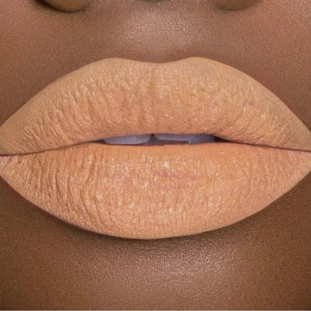 Jeffree Star Velvet Trap Gardening H.O.E. Nude Matte Lipstick new in box